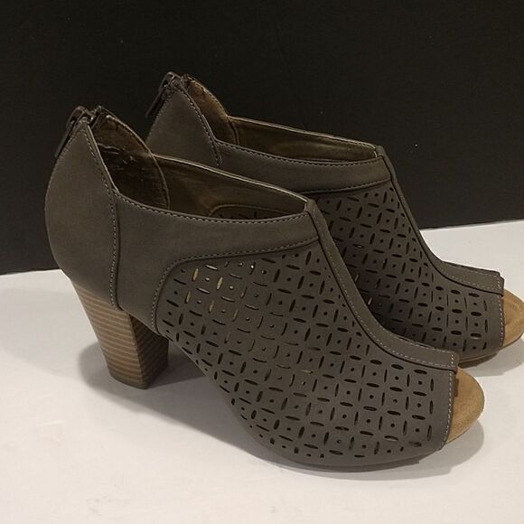 👍 Giani Bernini Open toe Booties. S1 - Picture 1 of 4